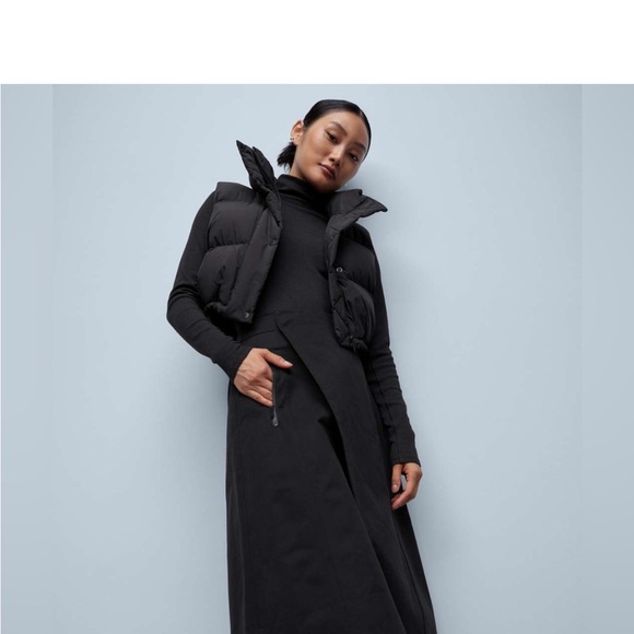 Lululemon A-Line High-Rise Wrap Skirt
Black Rare - Picture 5 of 16